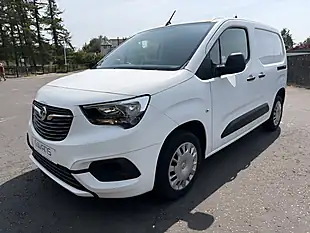 Used 2020 Vauxhall Combo Sportive White - Interior and Exterior details 3