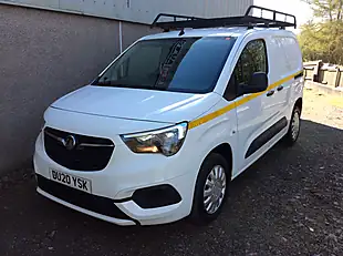 Used 2020 Vauxhall Combo Sportive White - Interior and Exterior details 5