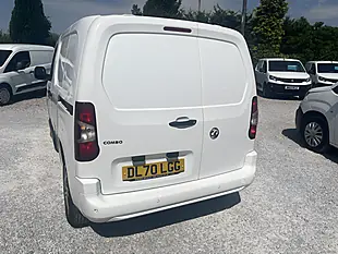 Used 2020 Vauxhall Combo Sportive White - Interior and Exterior details 10