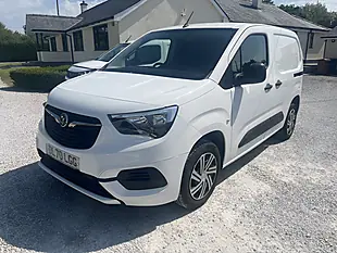 Used 2020 Vauxhall Combo Sportive White - Interior and Exterior details 6