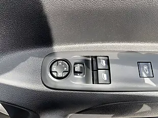 Used 2020 Vauxhall Combo Sportive White - Interior and Exterior details 15