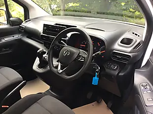 Used 2020 Vauxhall Combo Sportive White - Interior and Exterior details 11
