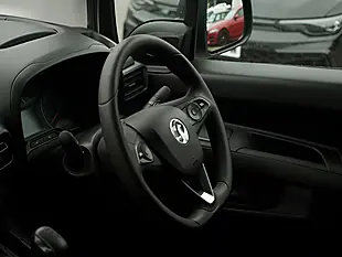 Used 2020 Vauxhall Combo Sportive White - Interior and Exterior details 14