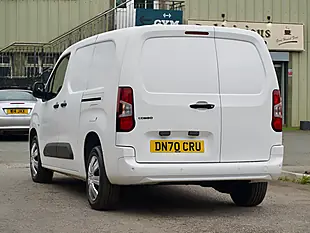 Used 2020 Vauxhall Combo Sportive White - Interior and Exterior details 2