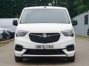 Used 2020 Vauxhall Combo Sportive White - Interior and Exterior details 6