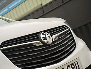 Used 2020 Vauxhall Combo Sportive White - Interior and Exterior details 8