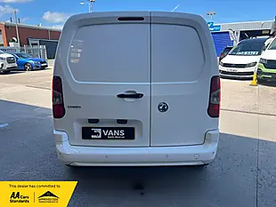 Used 2020 Vauxhall Combo Sportive White - Interior and Exterior details 4