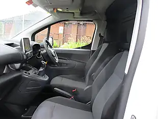 Used 2020 Vauxhall Combo Sportive White - Interior and Exterior details 14