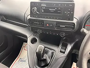 Used 2020 Vauxhall Combo Sportive White - Interior and Exterior details 6