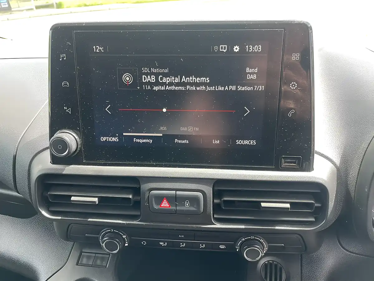 Used 2020 Vauxhall Combo Sportive White - Interior and Exterior details 13