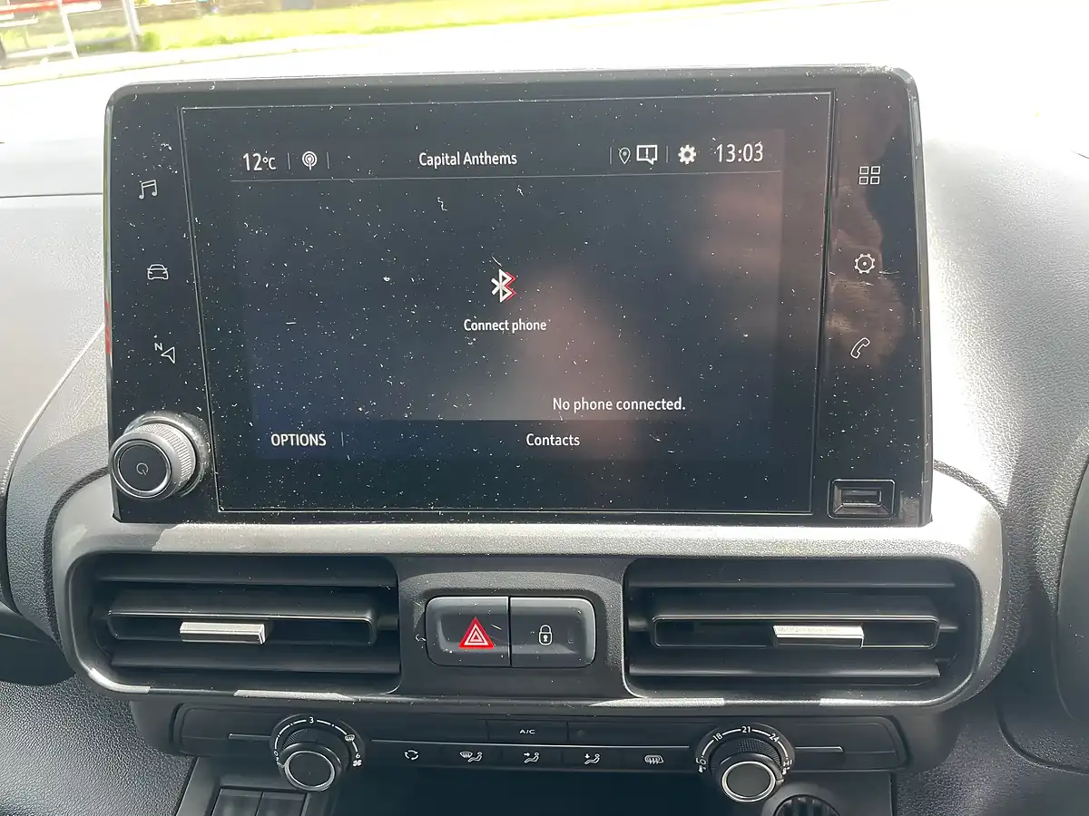 Used 2020 Vauxhall Combo Sportive White - Interior and Exterior details 14
