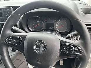 Used 2020 Vauxhall Combo Sportive White - Interior and Exterior details 15