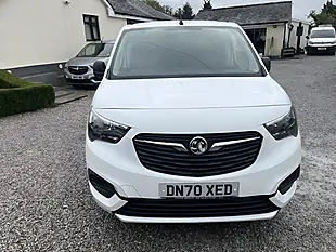 Used 2020 Vauxhall Combo Sportive White - Interior and Exterior details 6