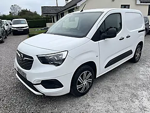 Used 2020 Vauxhall Combo Sportive White - Interior and Exterior details 7