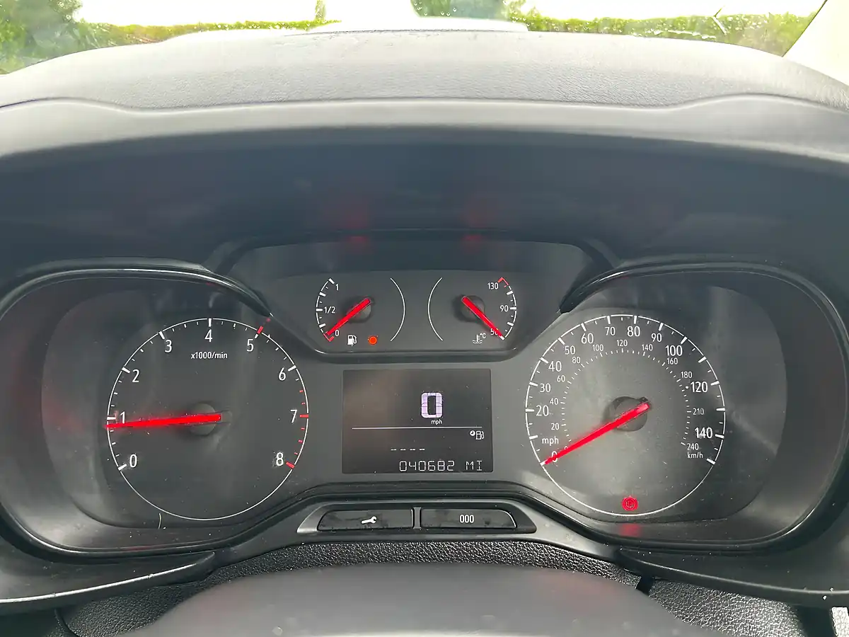 Used 2020 Vauxhall Combo Sportive White - Interior and Exterior details 11