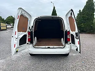Used 2020 Vauxhall Combo Sportive White - Interior and Exterior details 20