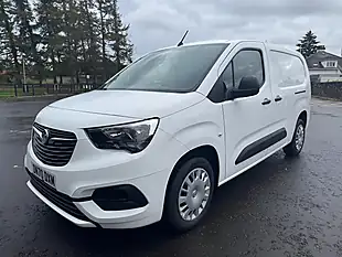 Used 2020 Vauxhall Combo Sportive White - Interior and Exterior details 4