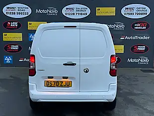 Used 2020 Vauxhall Combo Sportive White - Interior and Exterior details 7