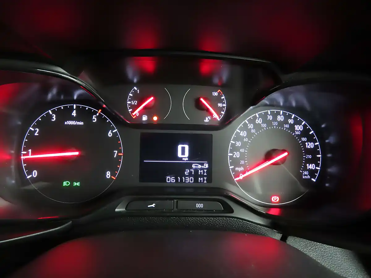 Used 2020 Vauxhall Combo Sportive White - Interior and Exterior details 18
