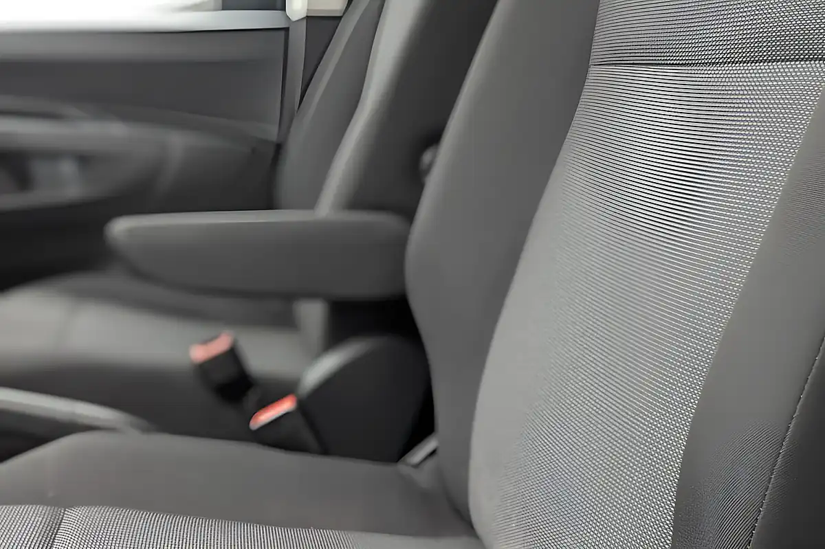 Used 2020 Vauxhall Combo Sportive White Jade - Interior and Exterior details 12