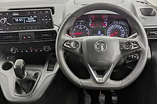 Used 2020 Vauxhall Combo Sportive White Jade - Interior and Exterior details 13