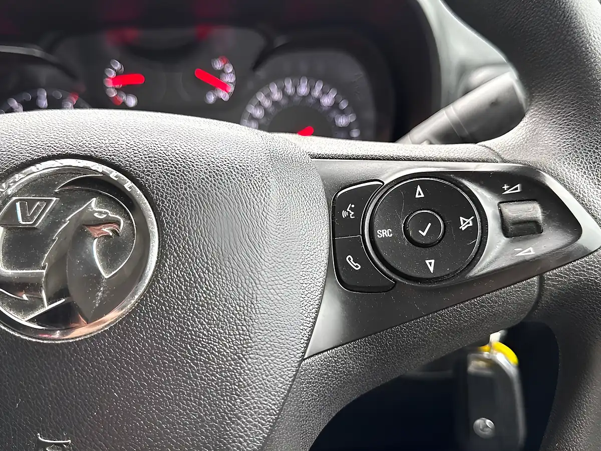Used 2020 Vauxhall Combo Sportive White Jade - Interior and Exterior details 19