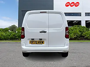 Used 2020 Vauxhall Combo Sportive White Jade - Interior and Exterior details 7