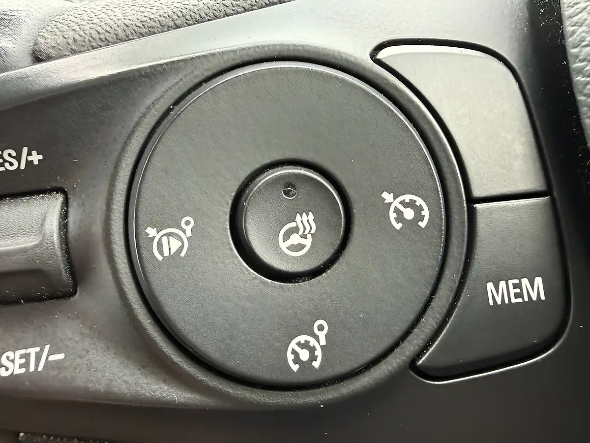 Used 2020 Vauxhall Corsa-E Elite Nav Orange - Interior and Exterior details 17