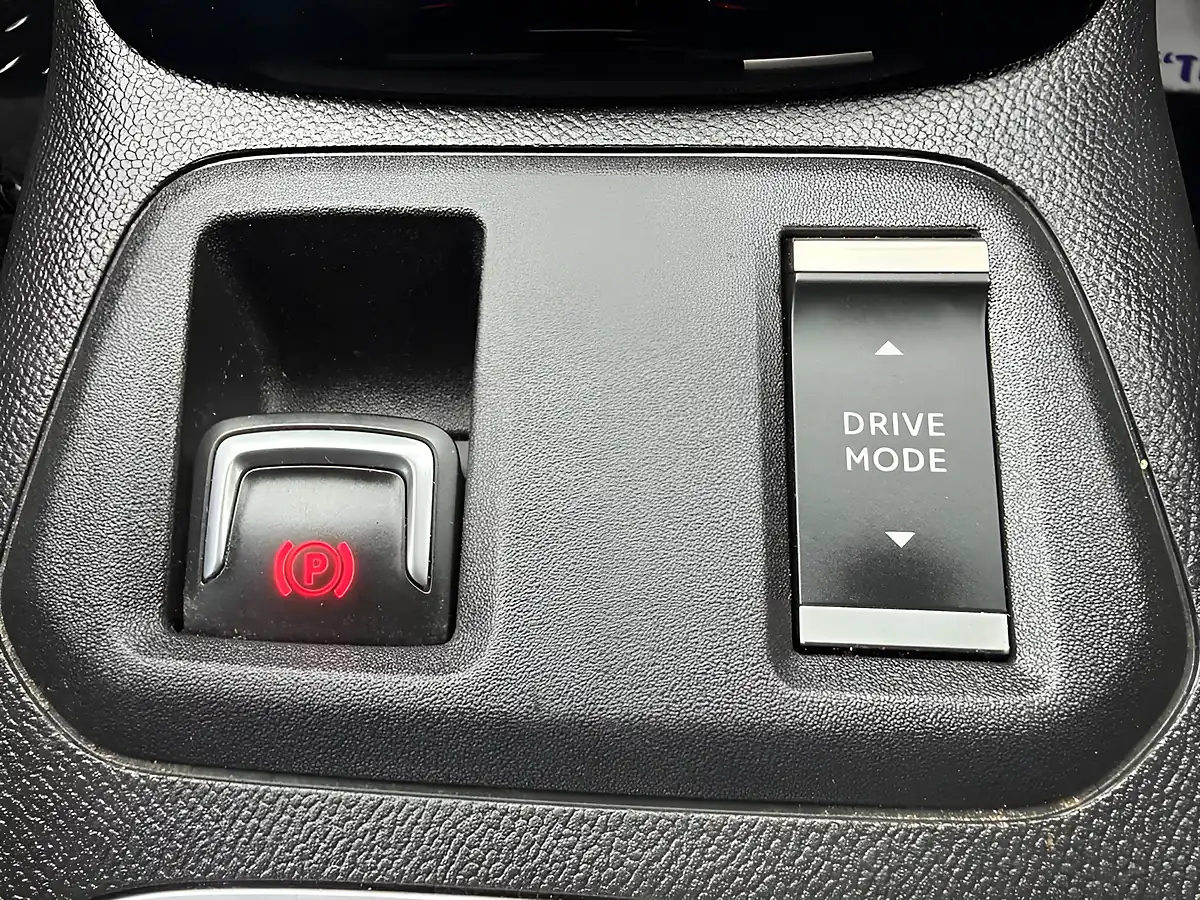 Used 2020 Vauxhall Corsa-E Elite Nav Orange - Interior and Exterior details 20
