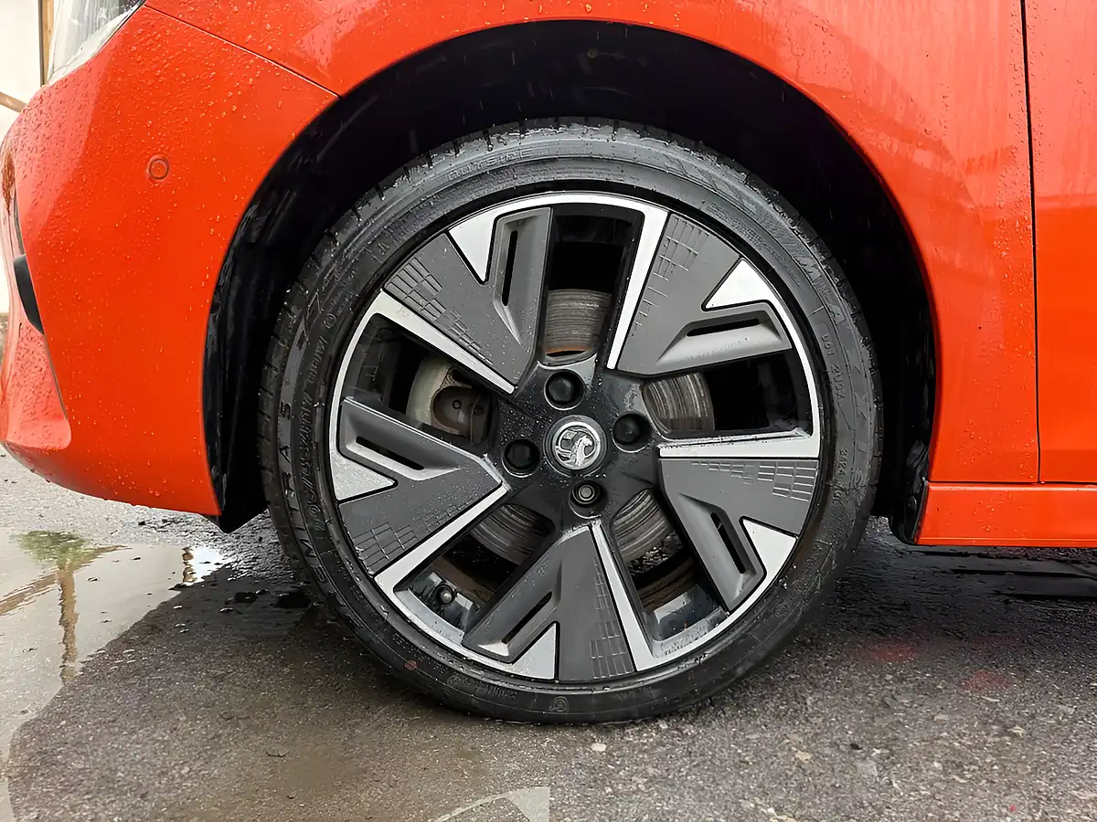 Used 2020 Vauxhall Corsa-E Elite Nav Orange - Interior and Exterior details 9