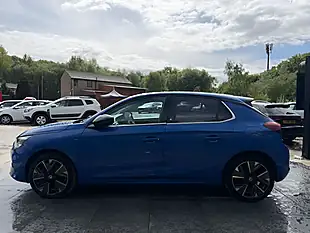 Used 2020 Vauxhall Corsa Electric Elite Nav Blue - Interior and Exterior details 8