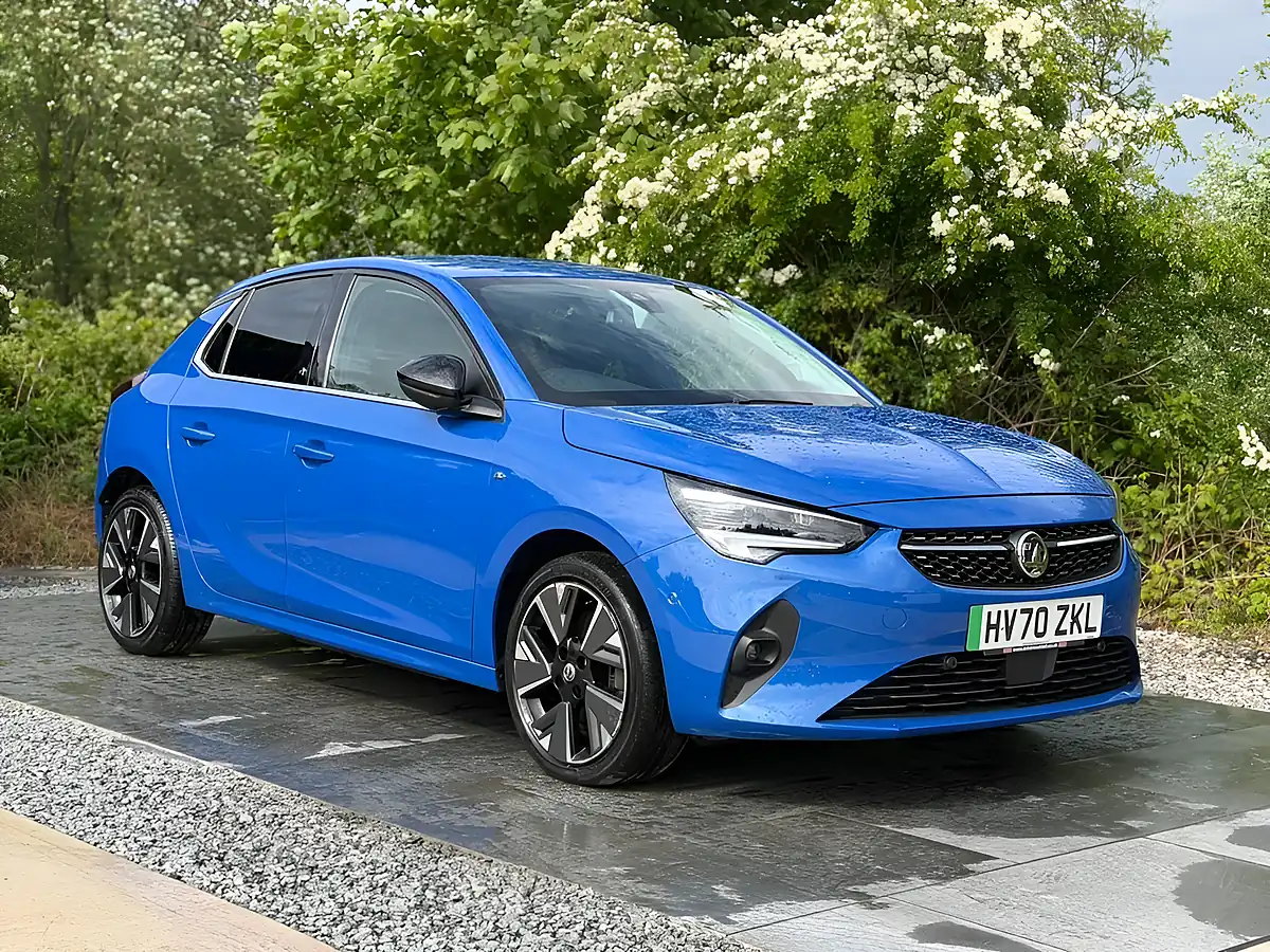 Used 2020 Vauxhall Corsa Electric Elite Nav Blue - Interior and Exterior details 5