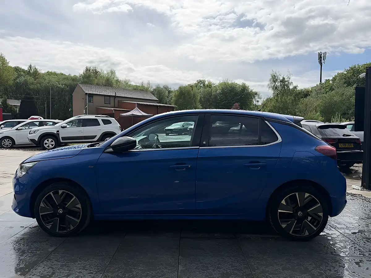 Used 2020 Vauxhall Corsa Electric Elite Nav Blue - Interior and Exterior details 8