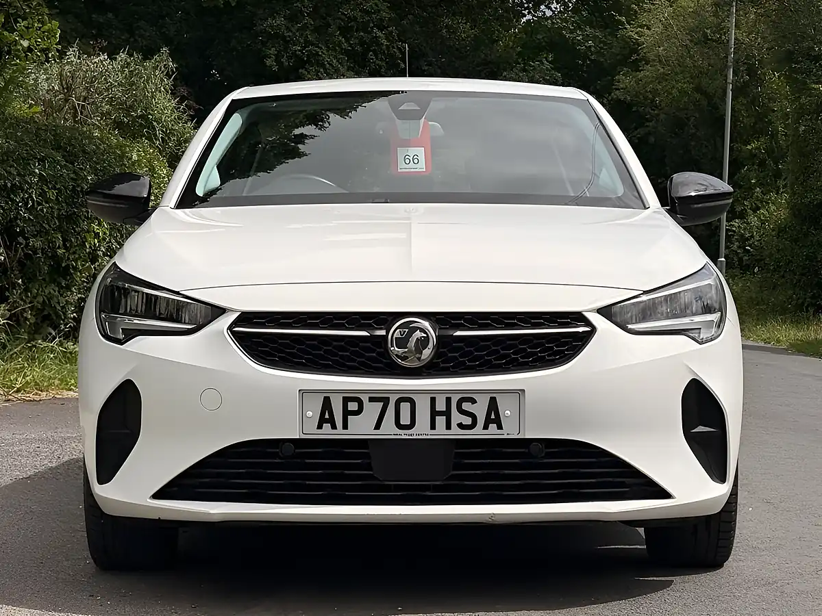 Used 2020 Vauxhall Corsa Electric Se Nav White - Interior and Exterior details 3