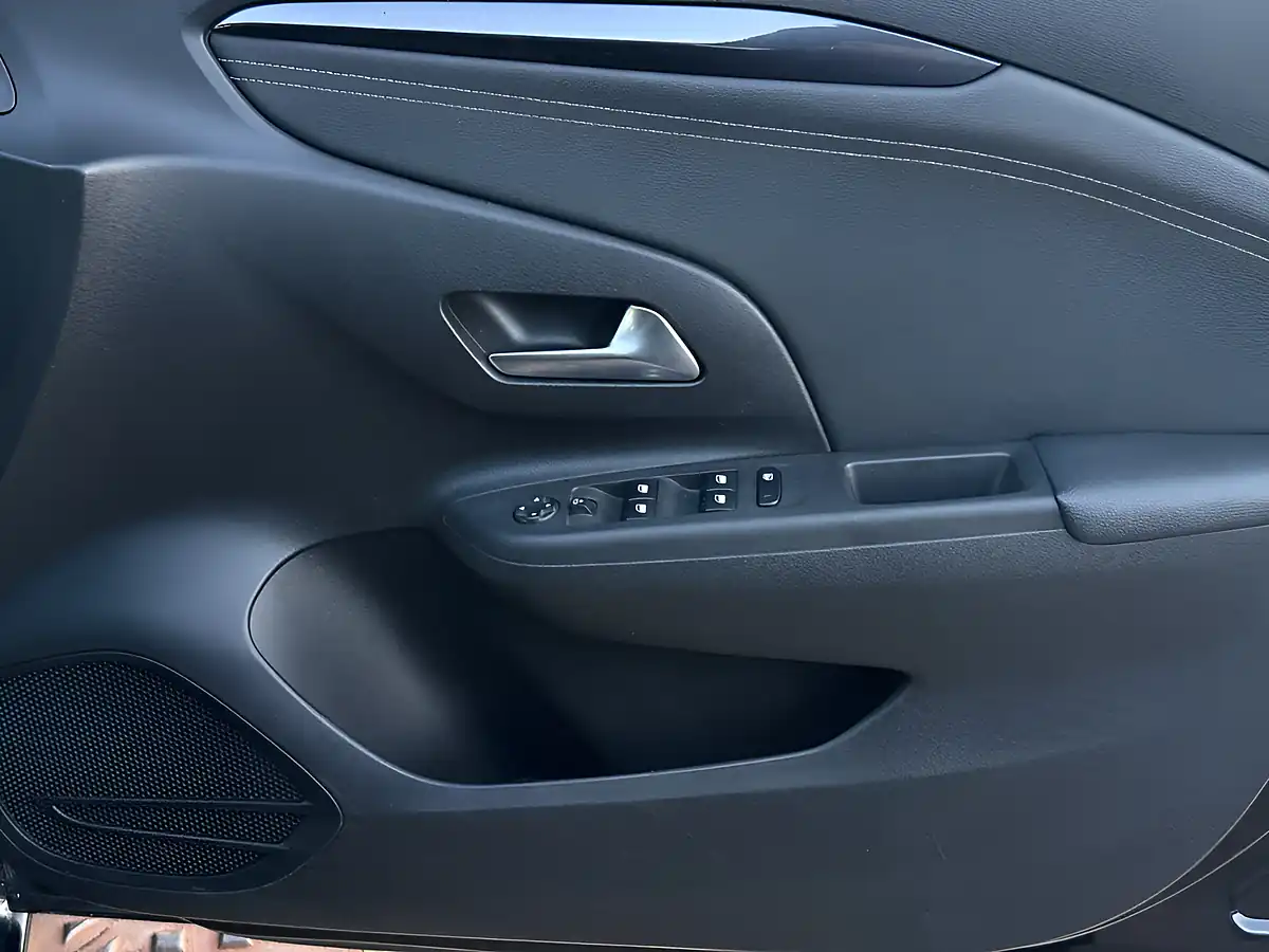 Used 2020 Vauxhall Corsa Elite Nav Black - Interior and Exterior details 12