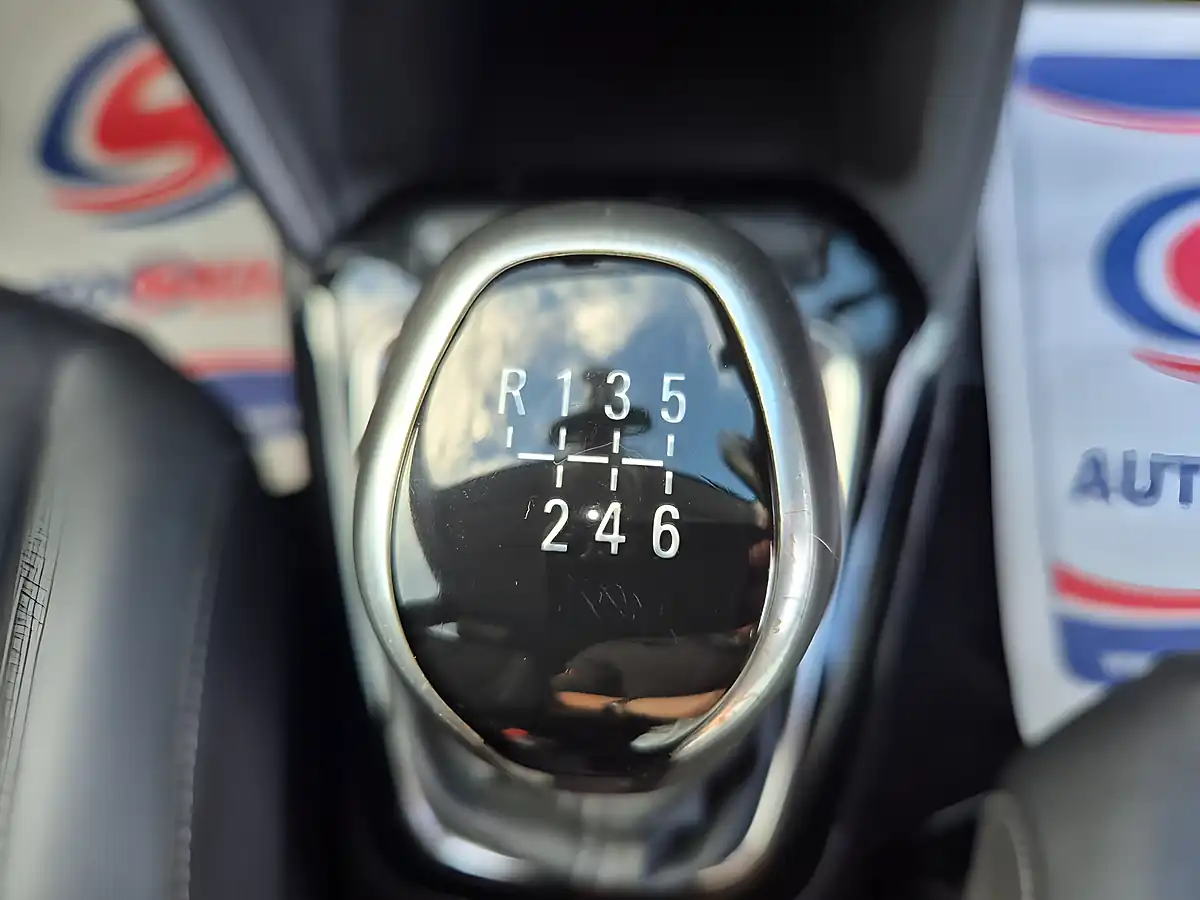 Used 2020 Vauxhall Corsa Elite Nav Blue - Interior and Exterior details 11