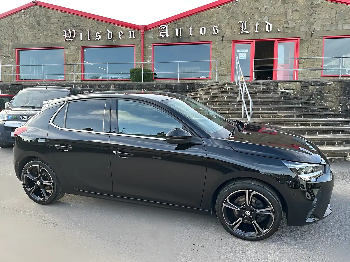 Used 2020 Vauxhall Corsa Elite Nav Premium Black - Front View