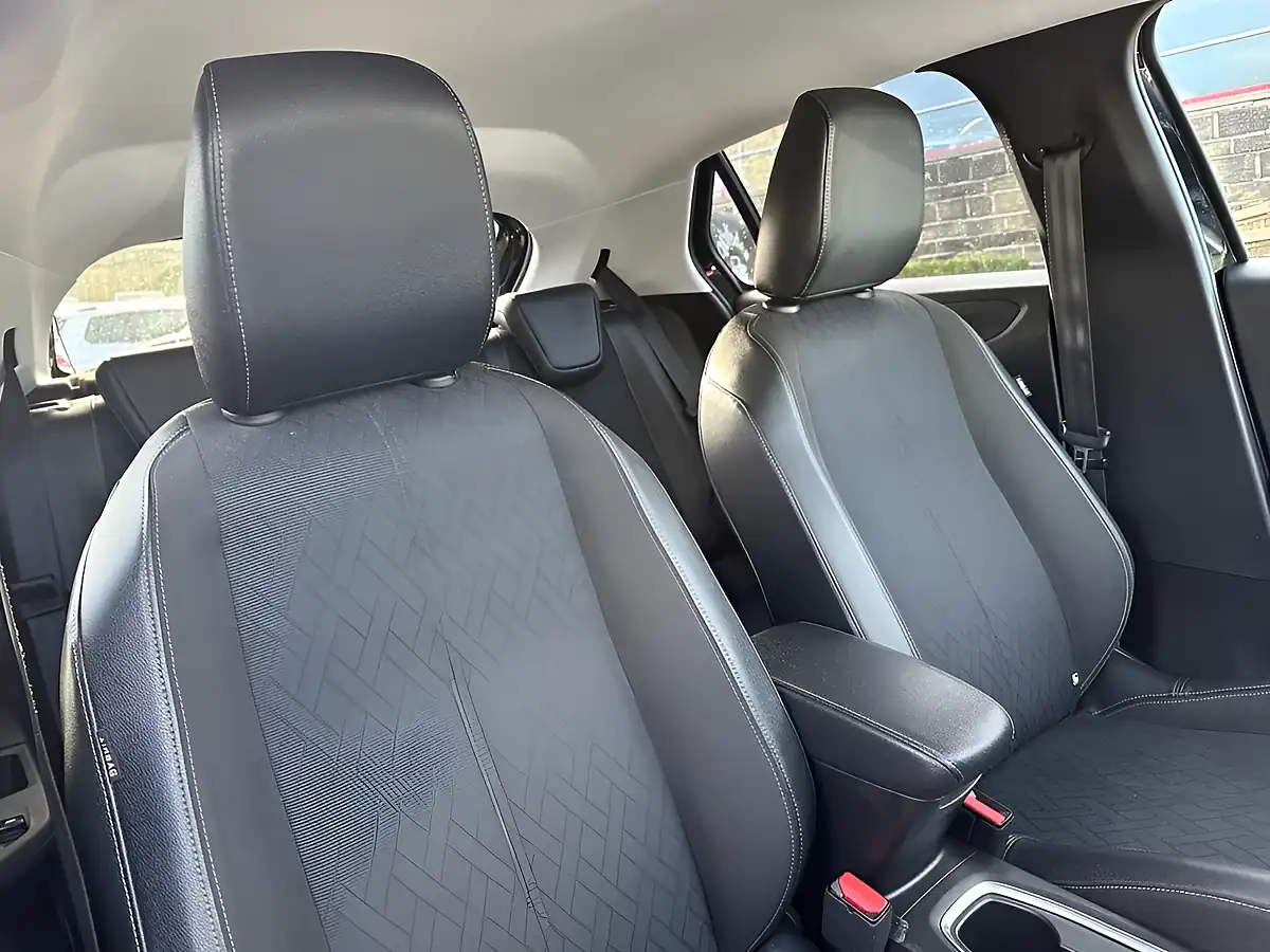 Used 2020 Vauxhall Corsa Elite Nav Premium Black - Interior and Exterior details 11