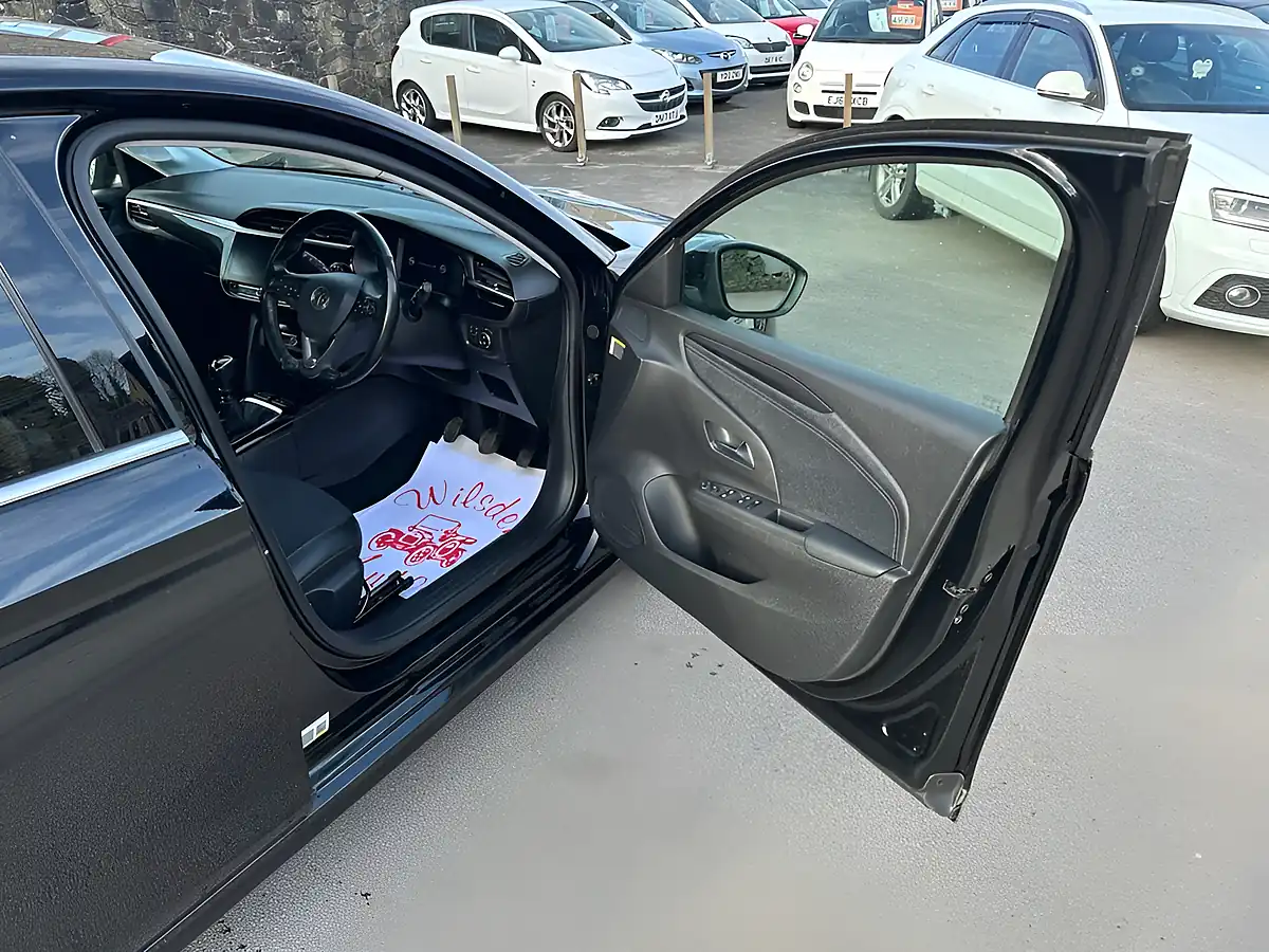 Used 2020 Vauxhall Corsa Elite Nav Premium Black - Interior and Exterior details 8