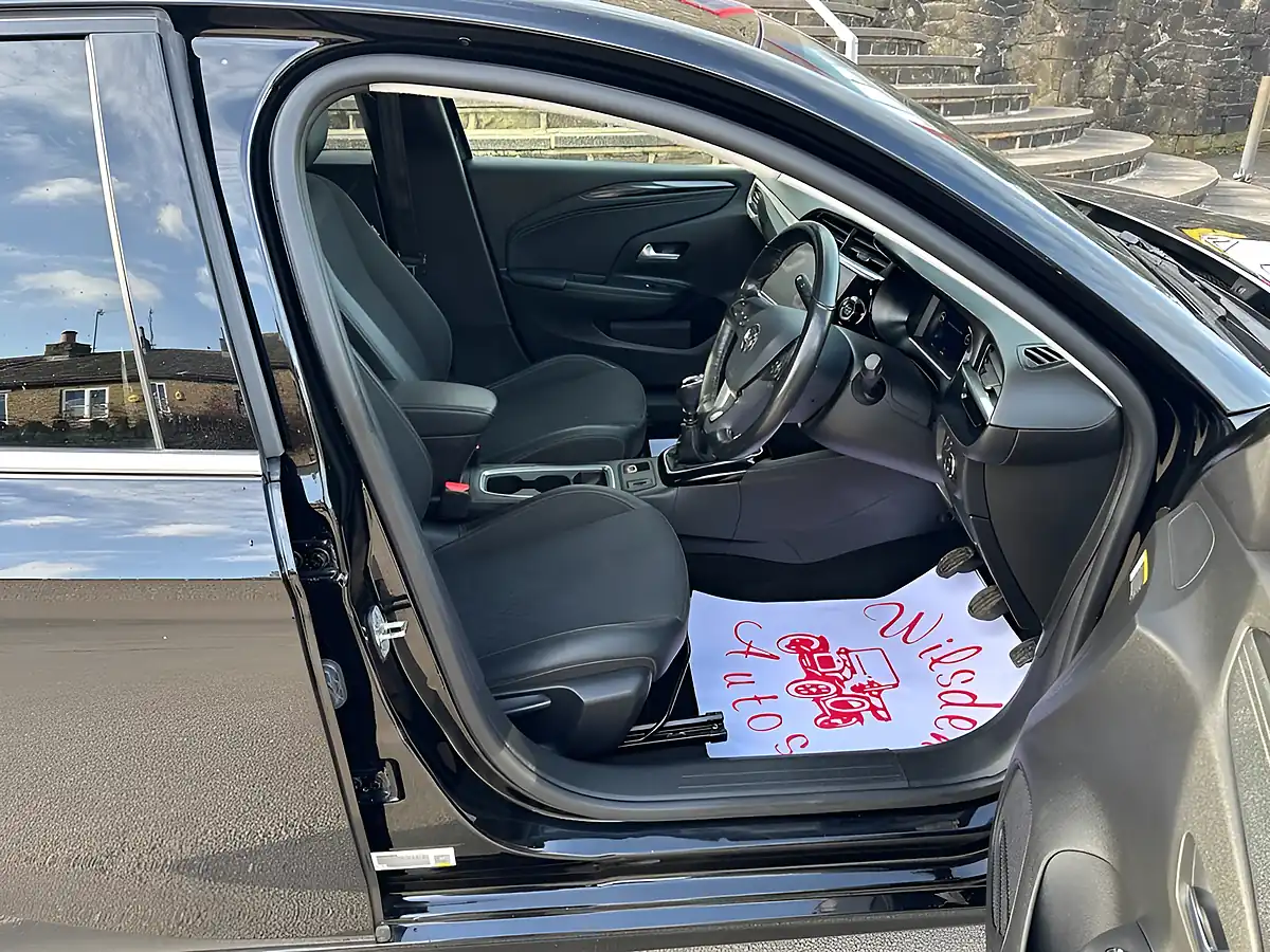 Used 2020 Vauxhall Corsa Elite Nav Premium Black - Interior and Exterior details 9