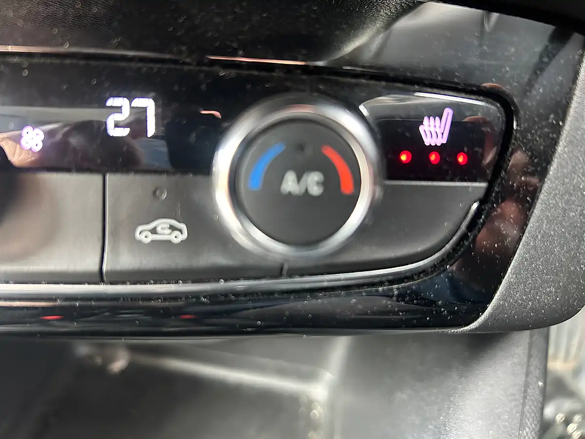 Used 2020 Vauxhall Corsa Elite Nav Premium Grey - Interior and Exterior details 13