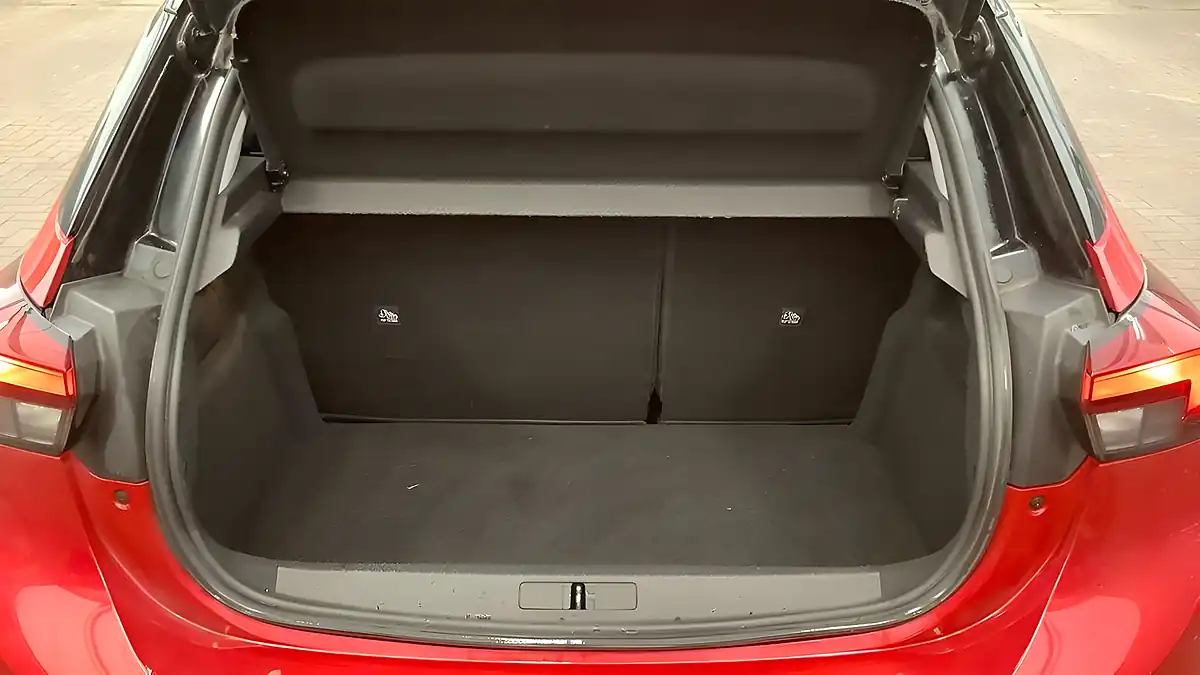 Used 2020 Vauxhall Corsa Elite Nav Premium Red - Interior and Exterior details 12