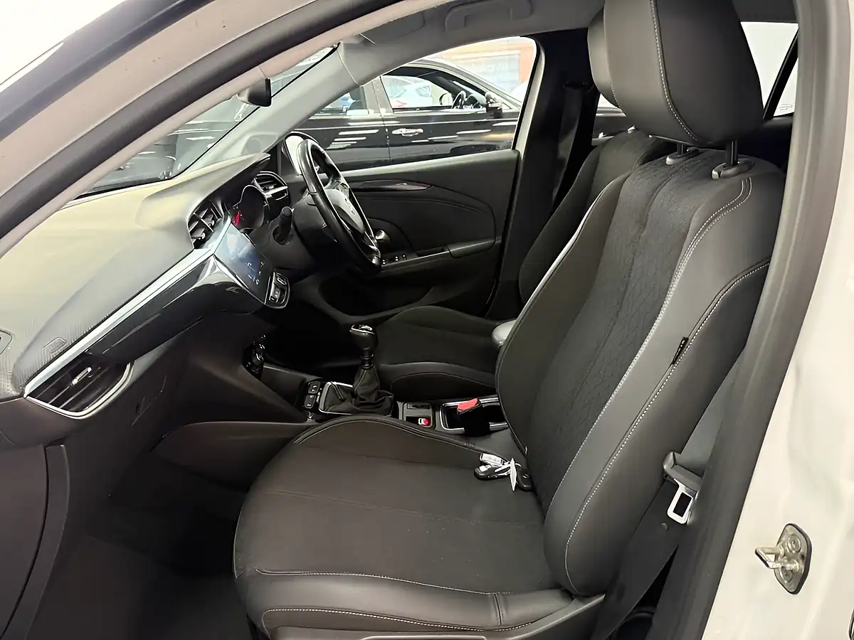 Used 2020 Vauxhall Corsa Elite Nav Premium White - Interior and Exterior details 11