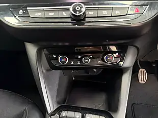 Used 2020 Vauxhall Corsa Elite Nav Premium White - Interior and Exterior details 19