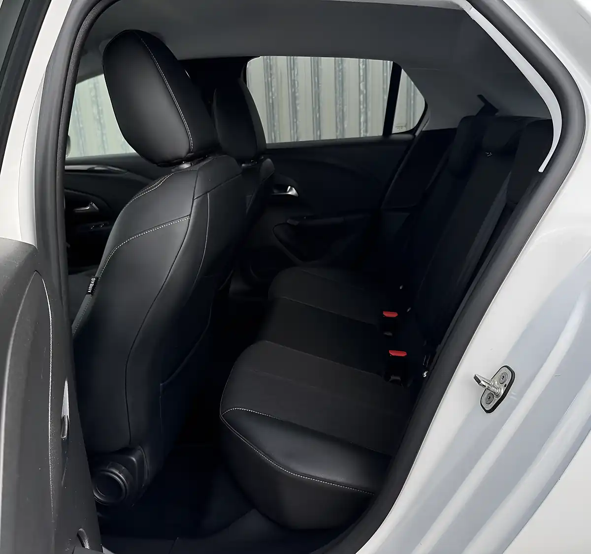 Used 2020 Vauxhall Corsa Elite Nav Premium White - Interior and Exterior details 11