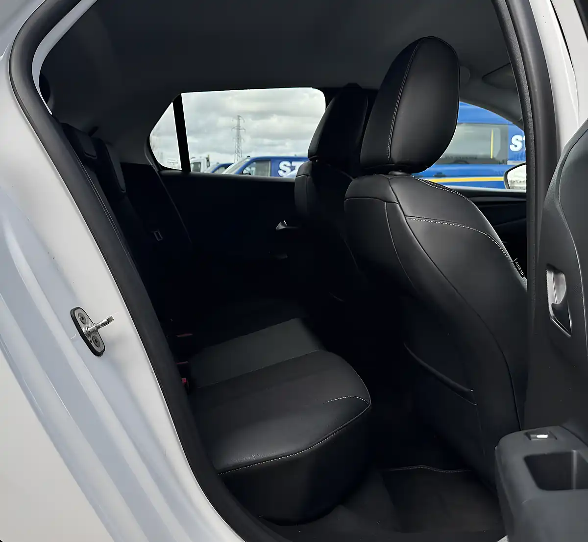 Used 2020 Vauxhall Corsa Elite Nav Premium White - Interior and Exterior details 12