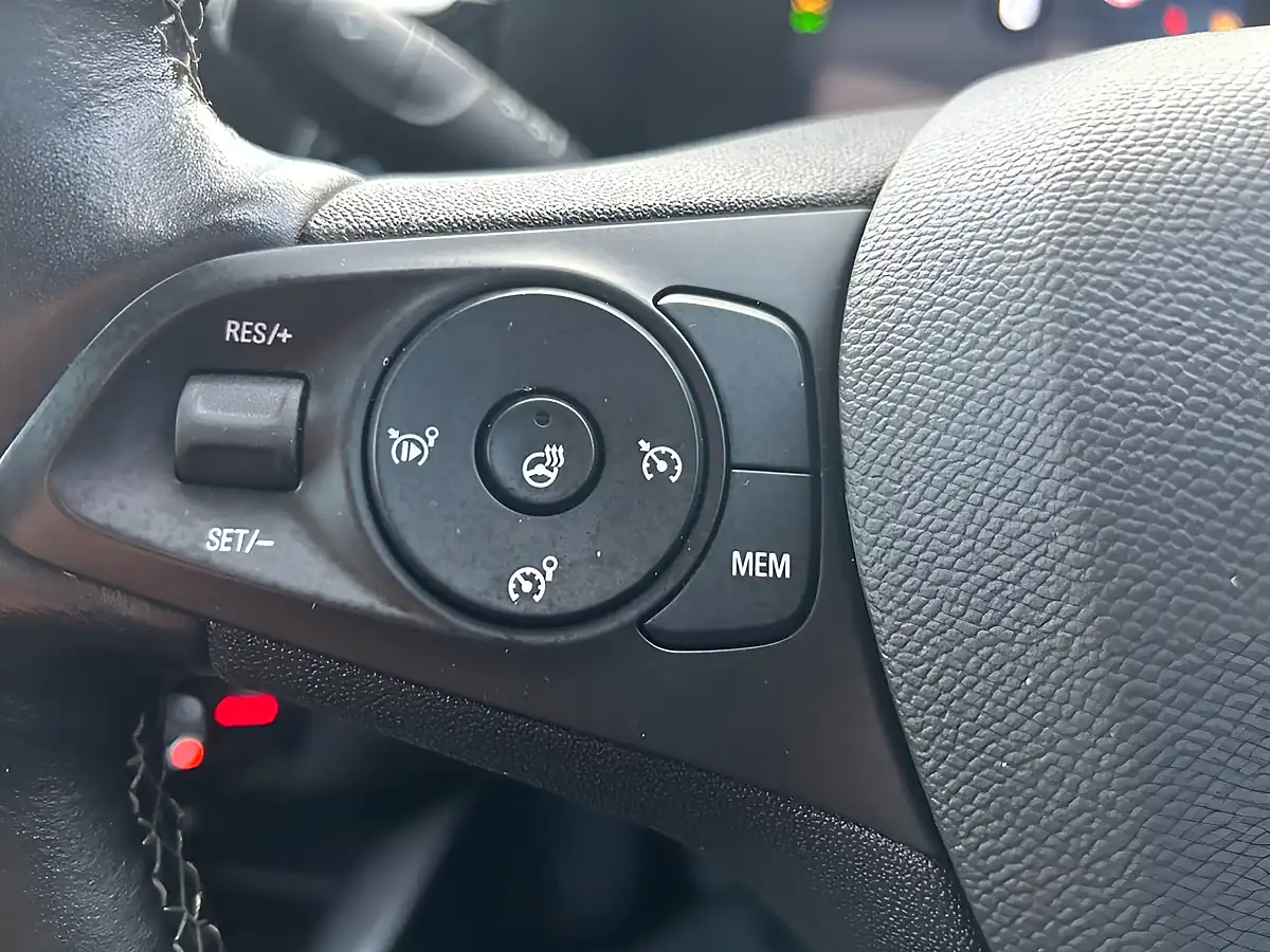 Used 2020 Vauxhall Corsa Elite Nav White - Interior and Exterior details 8