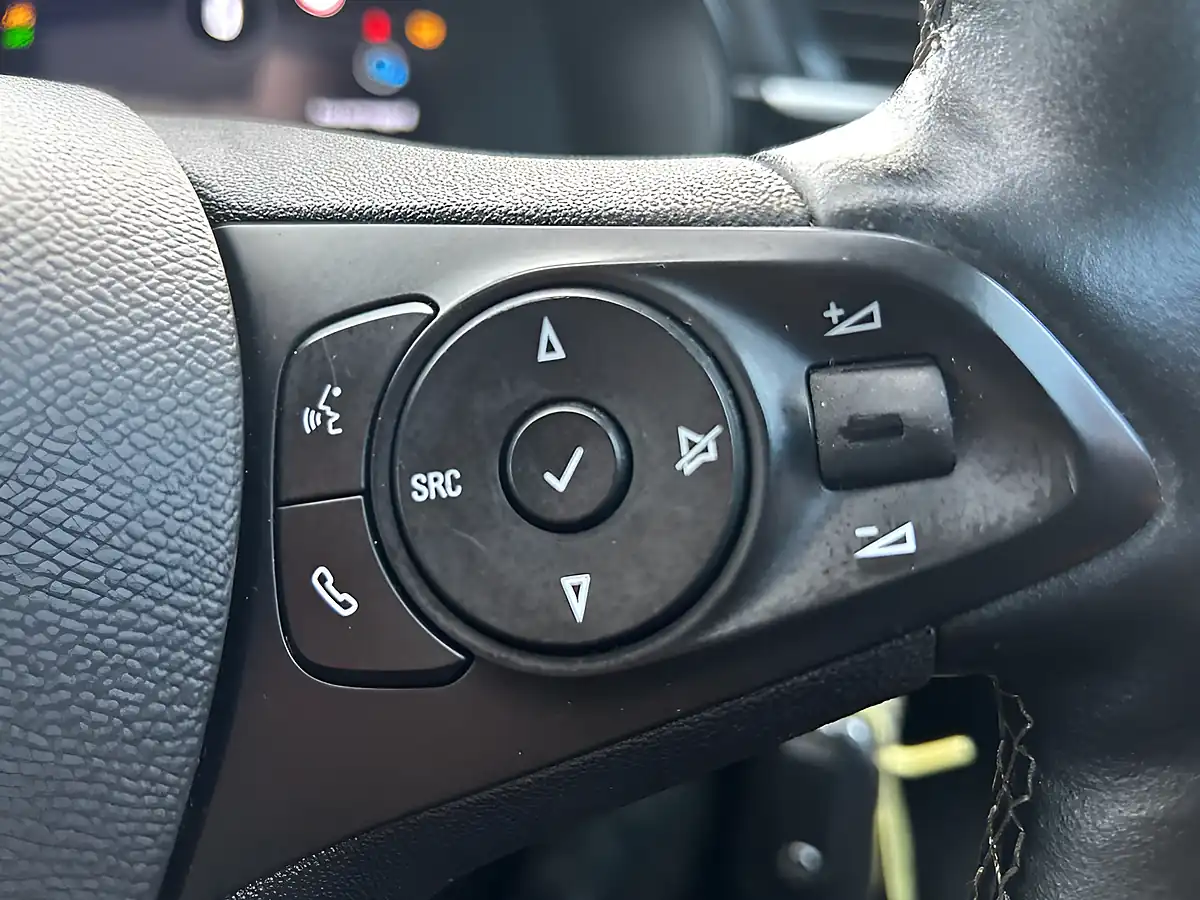 Used 2020 Vauxhall Corsa Elite Nav White - Interior and Exterior details 9