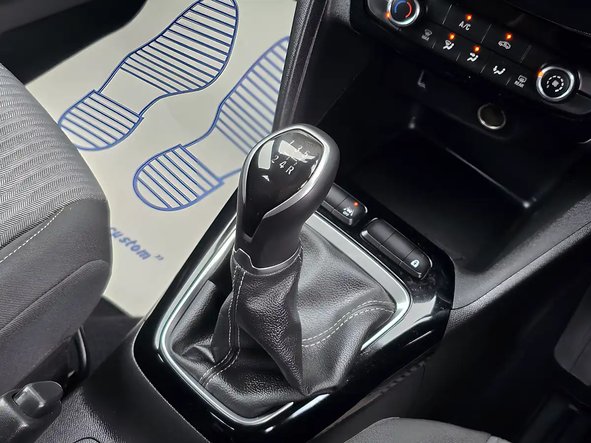 Used 2020 Vauxhall Corsa Se Black - Interior and Exterior details 12