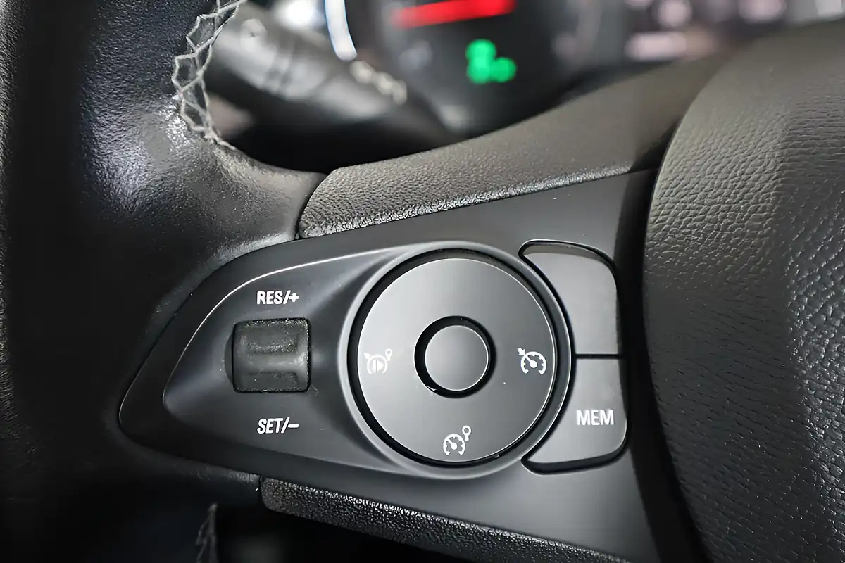 Used 2020 Vauxhall Corsa Se Blue - Interior and Exterior details 18